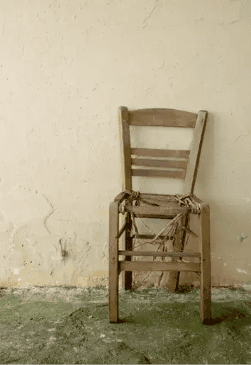 broken urniture zwacg6 015663f1df