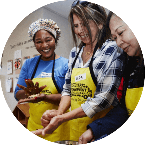 happy ozharvest volunteers